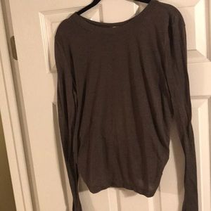 Green peekaboo back tee